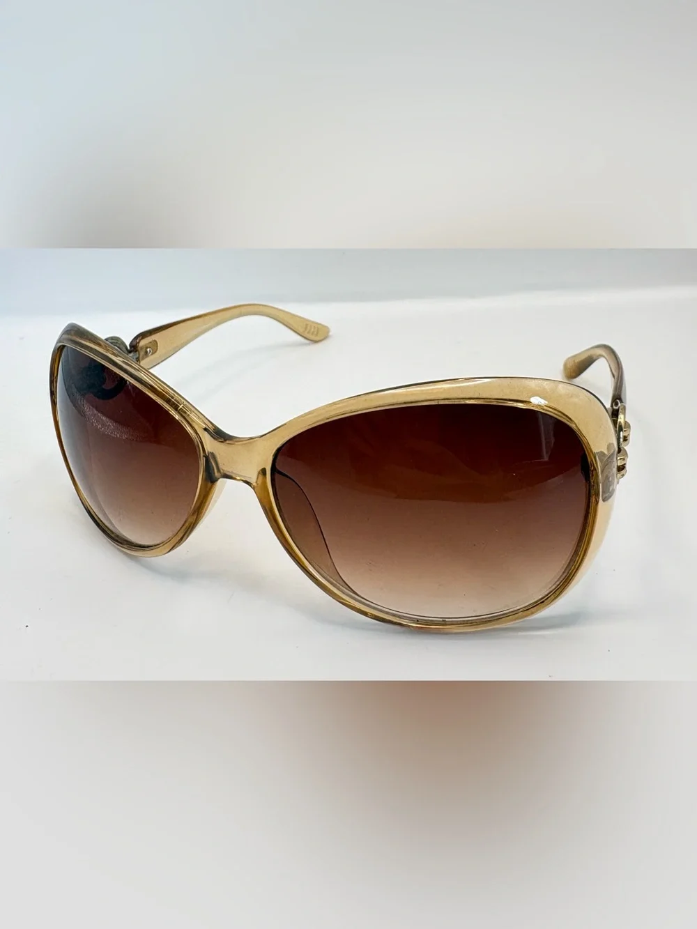 Elle preowned expect some
